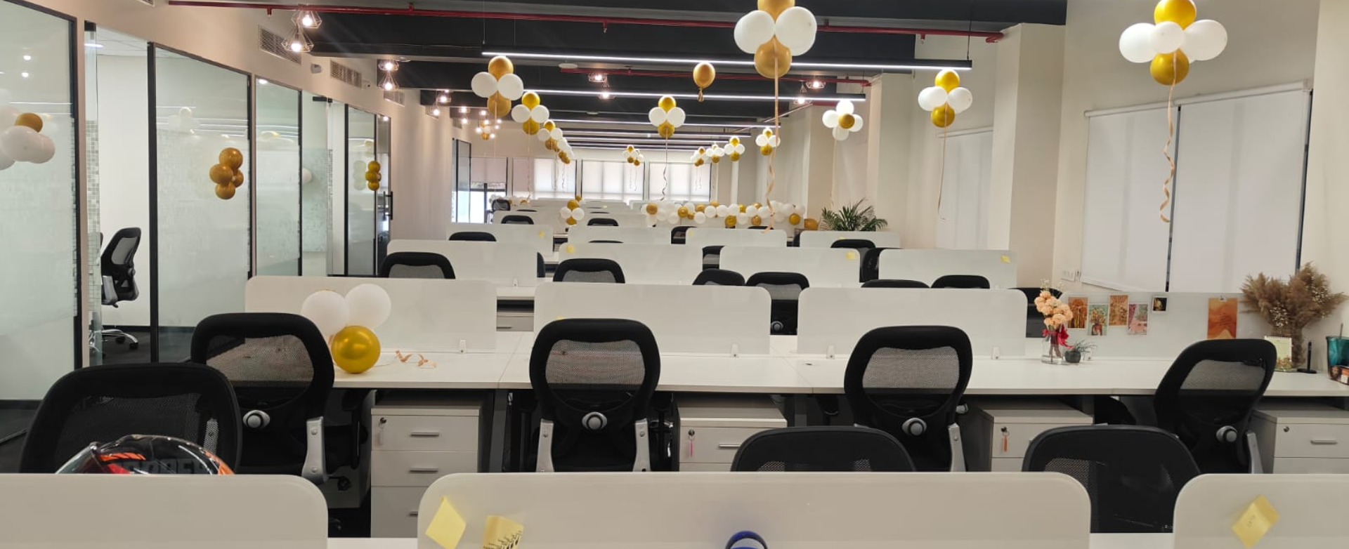 Reception Table Manufacturer in Gurgaon